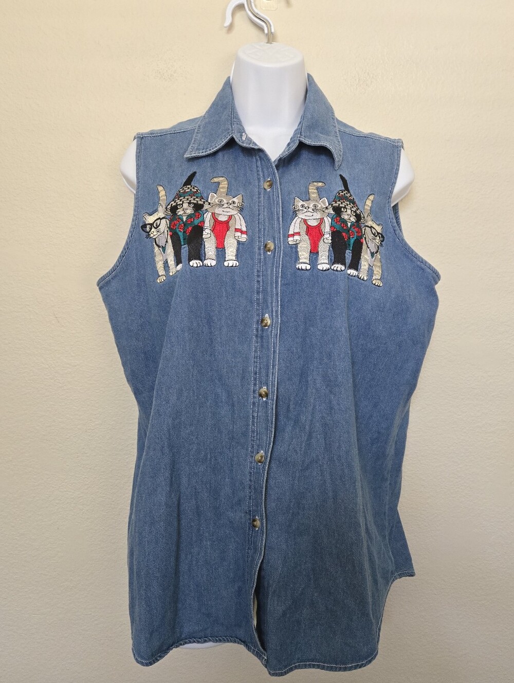 Vintage 90s Cat Lady Embroidered Denim Button Down Cotton Shirt Large Retro Art - Picture 1 of 8
